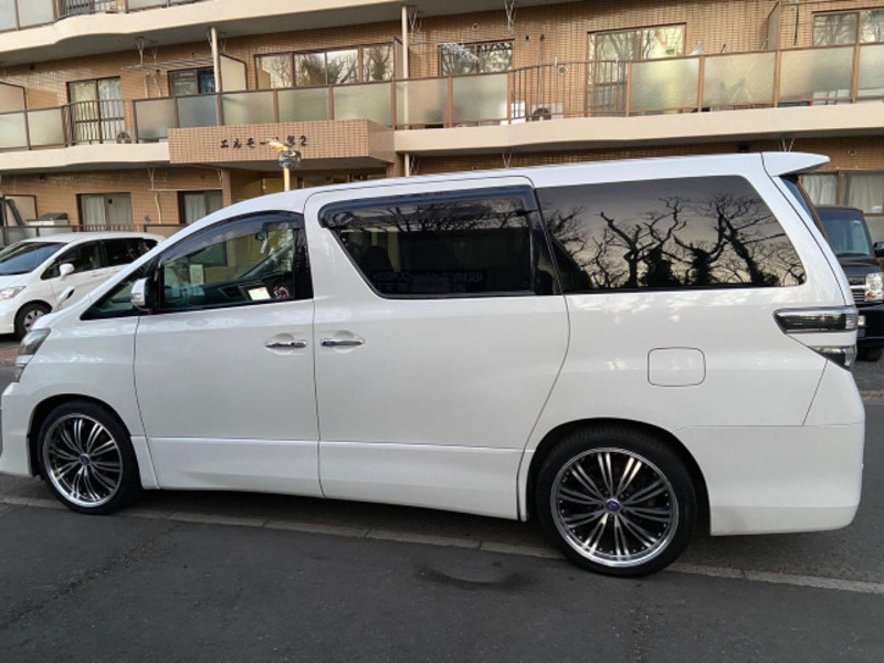 VELLFIRE