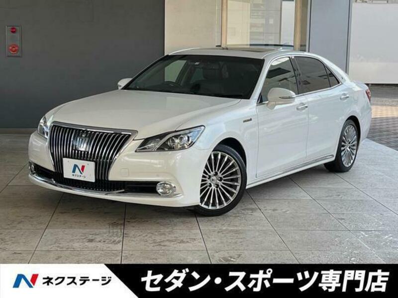 TOYOTA CROWN MAJESTA