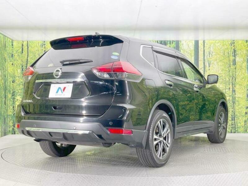 X-TRAIL-1