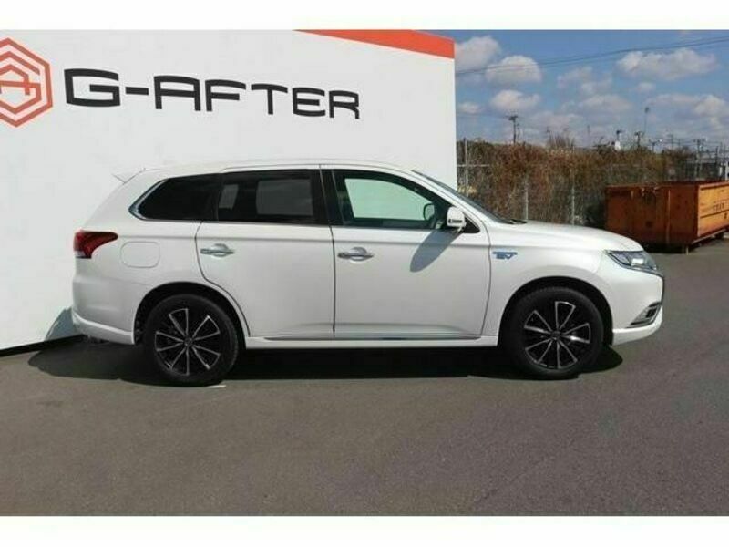 OUTLANDER PHEV