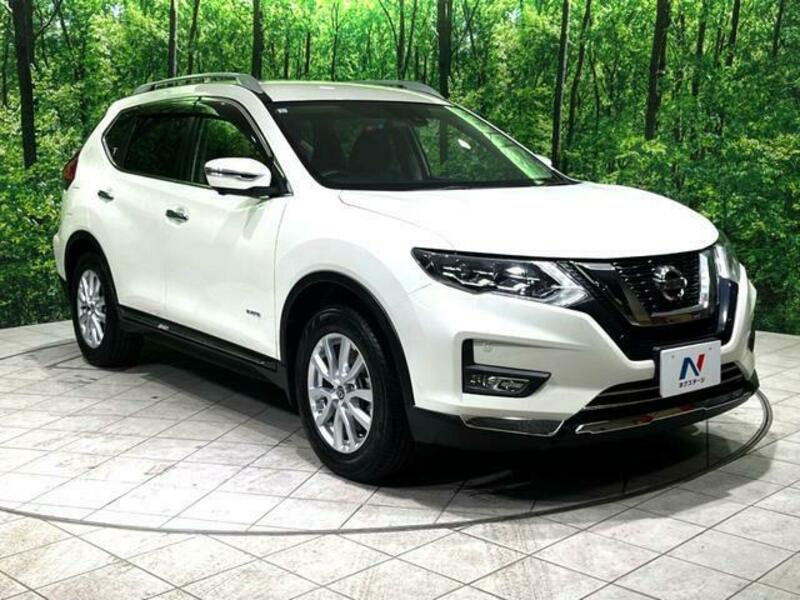 X-TRAIL