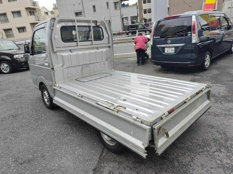 CARRY TRUCK