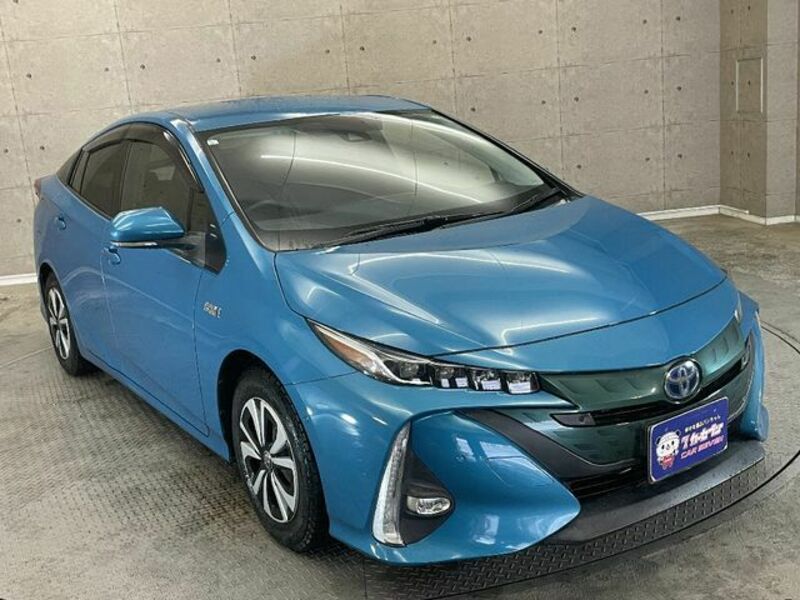 PRIUS PHV