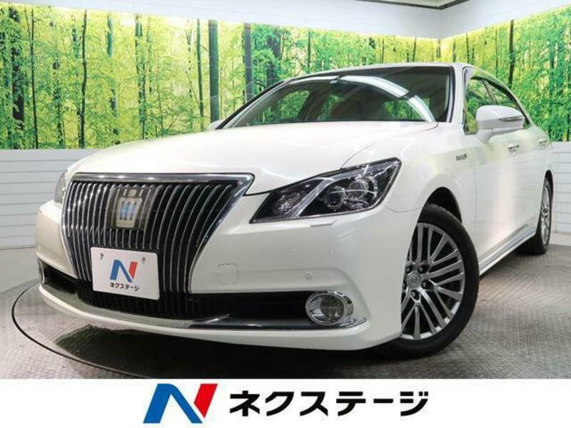 TOYOTA CROWN MAJESTA