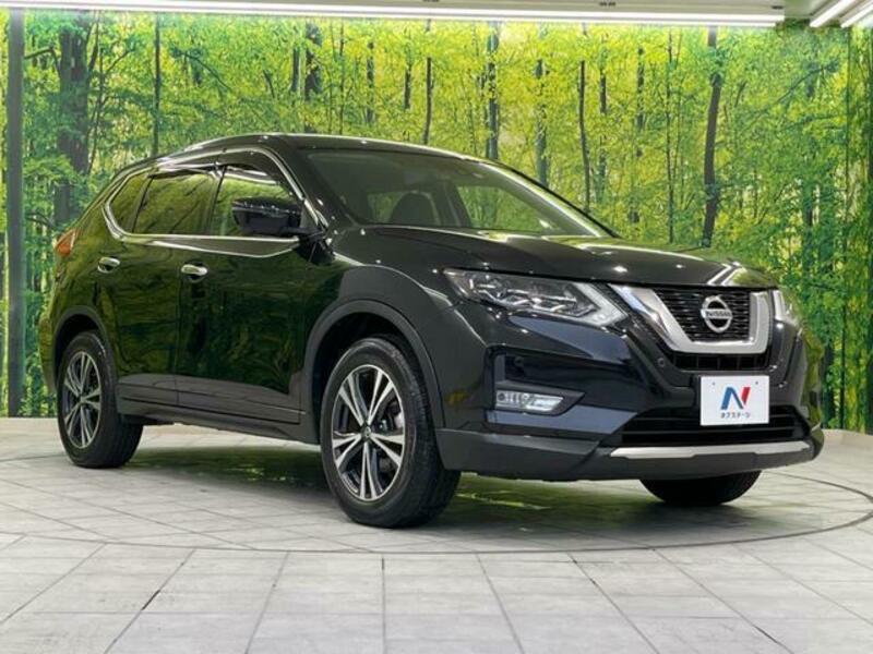 X-TRAIL