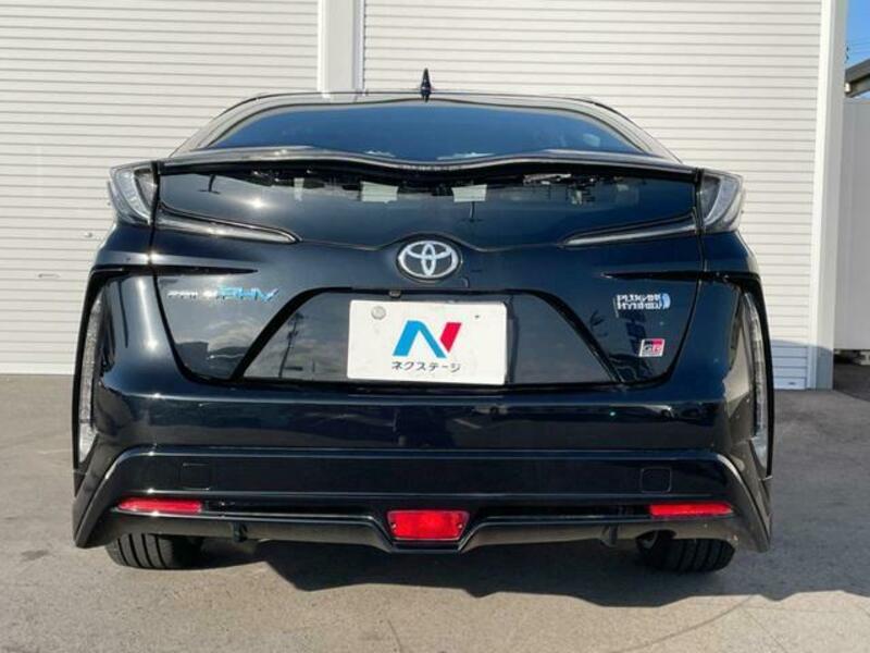 PRIUS PHV