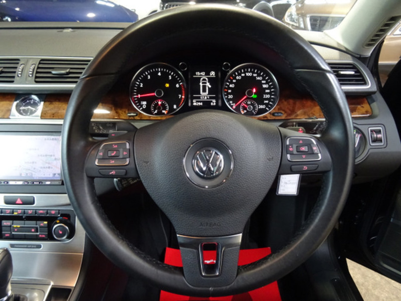 PASSAT VARIANT