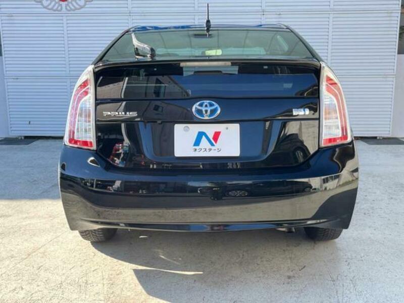 PRIUS-15