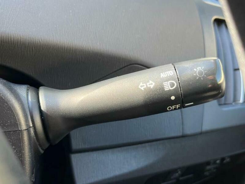 PRIUS-9