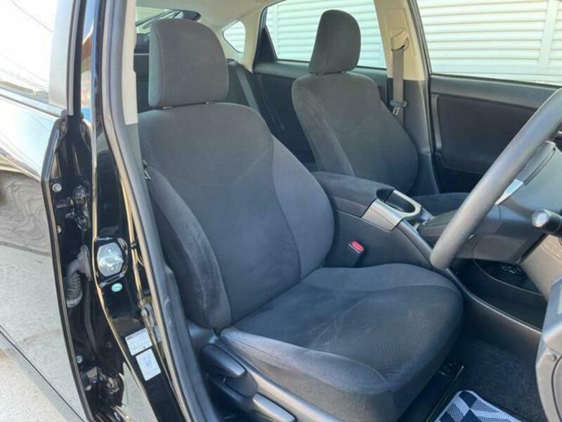 PRIUS-10