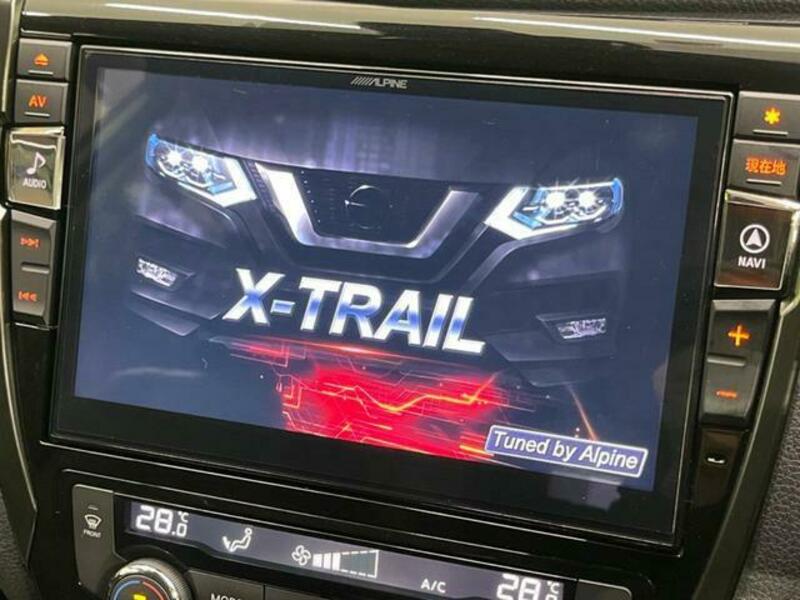 X-TRAIL