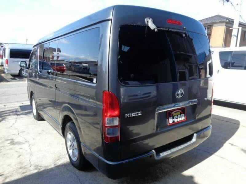 HIACE VAN