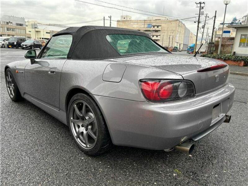 S2000