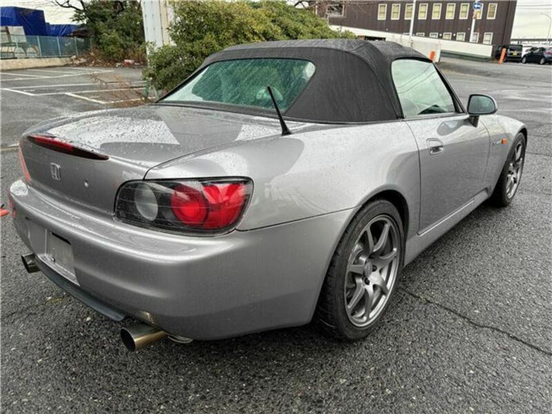 S2000