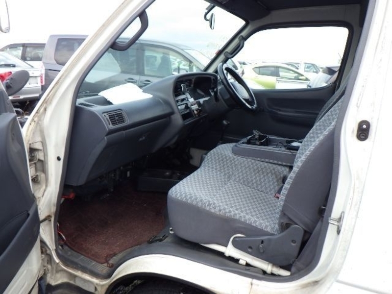 HIACE VAN-49