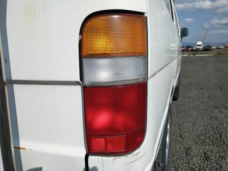 HIACE VAN-27