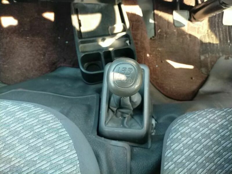 HIACE VAN-13