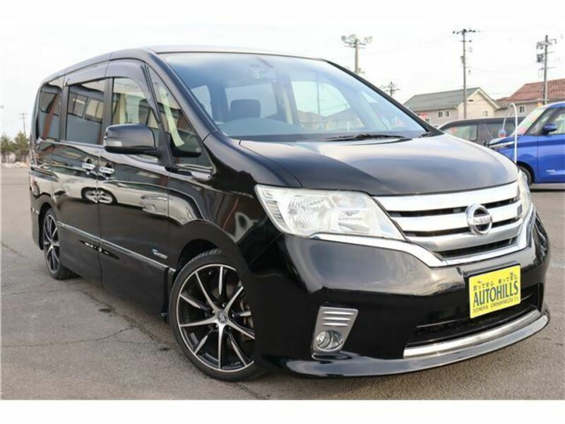 NISSAN SERENA