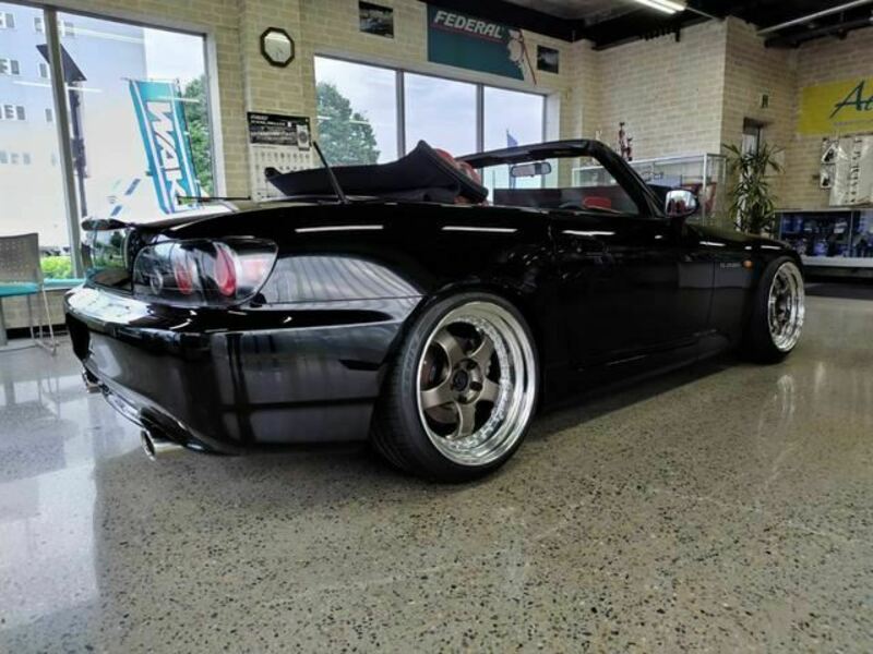 S2000