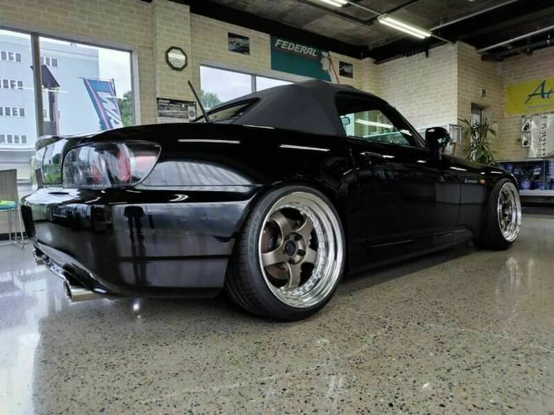 S2000