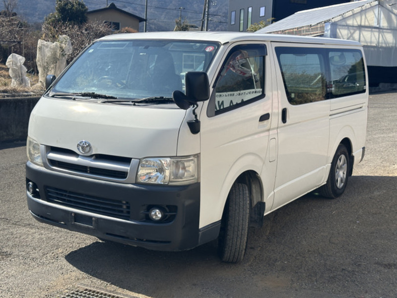 HIACE VAN