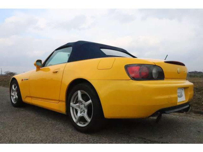 S2000