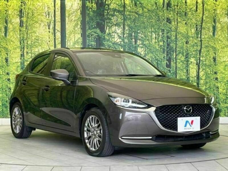 MAZDA2