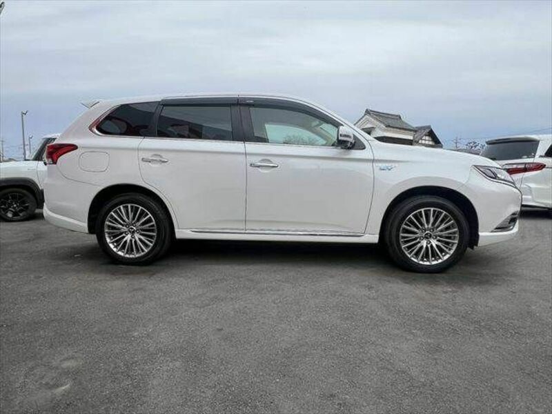 OUTLANDER PHEV