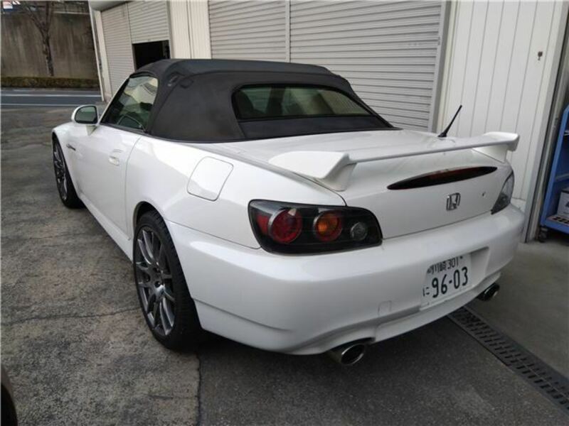 S2000