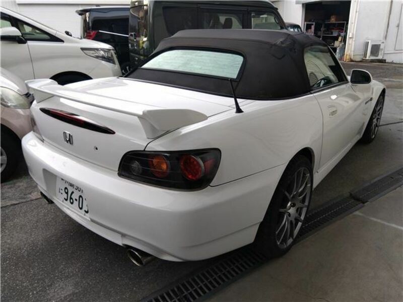 S2000