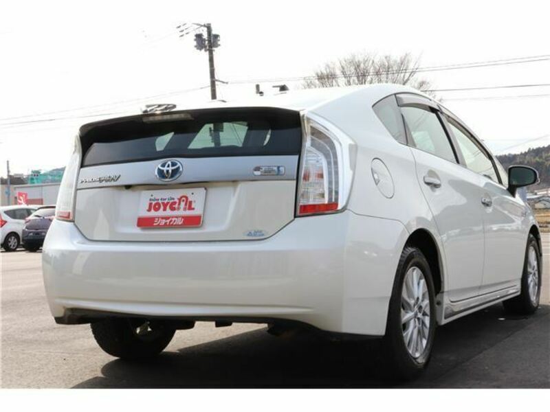 PRIUS PHV