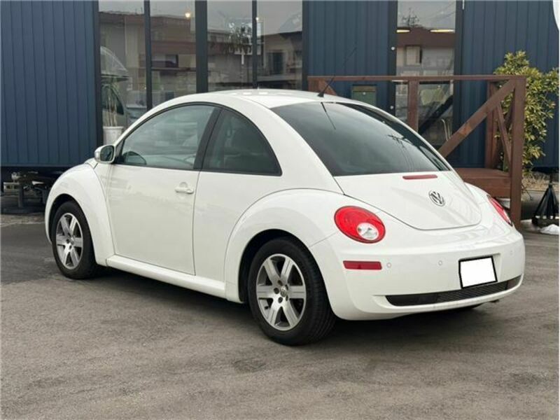 NEW BEETLE