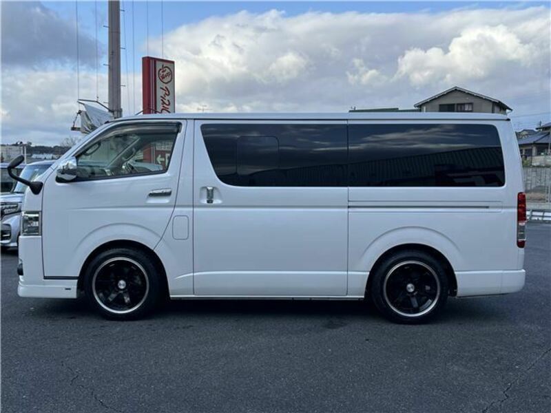 HIACE