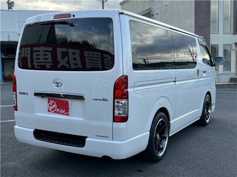 HIACE