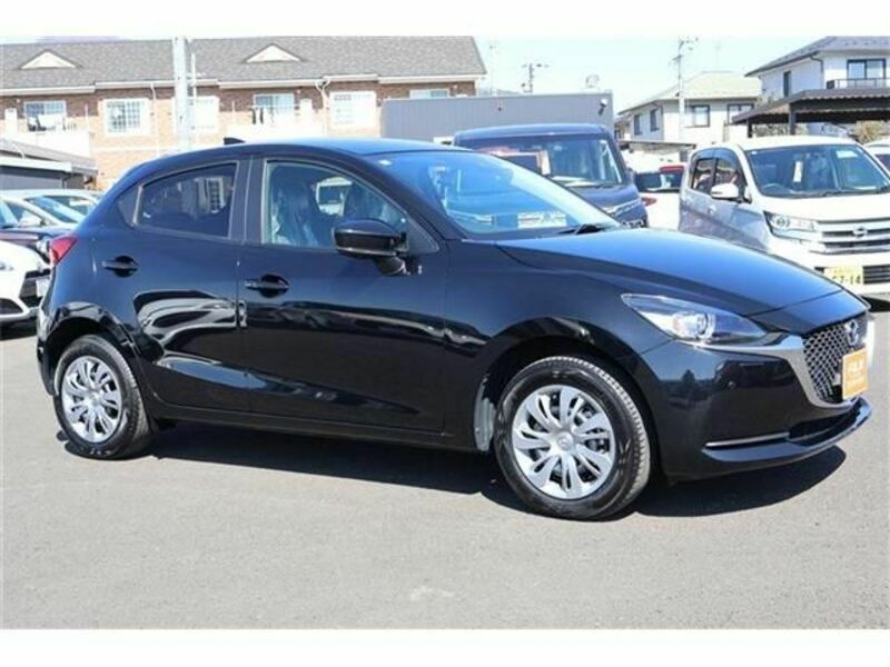 MAZDA2