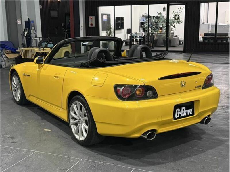 S2000