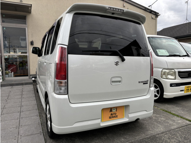 WAGON R