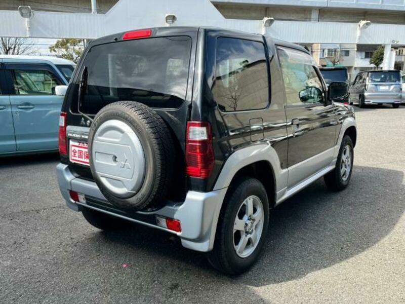 PAJERO MINI