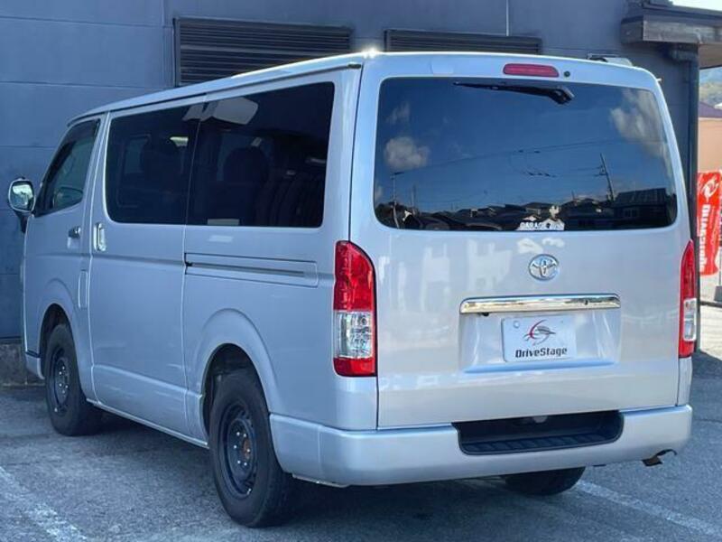 HIACE VAN