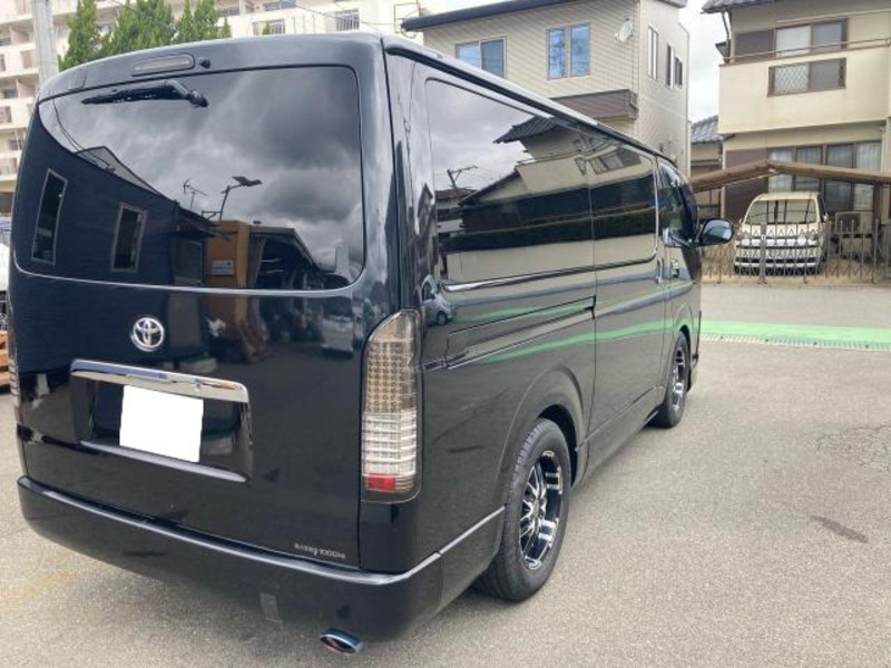 HIACE VAN