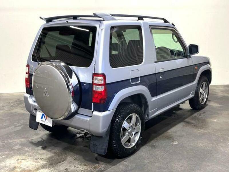 PAJERO MINI