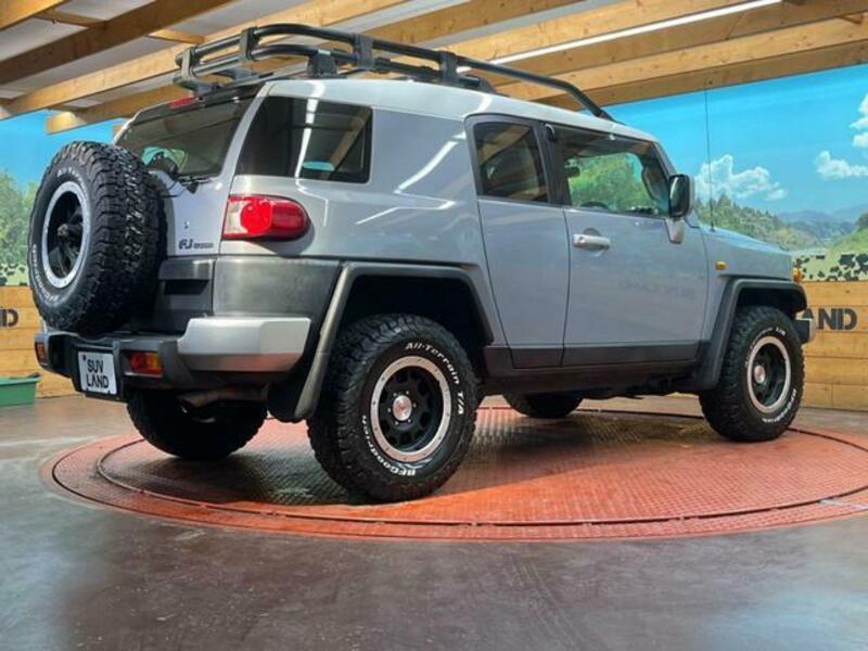 FJ CRUISER