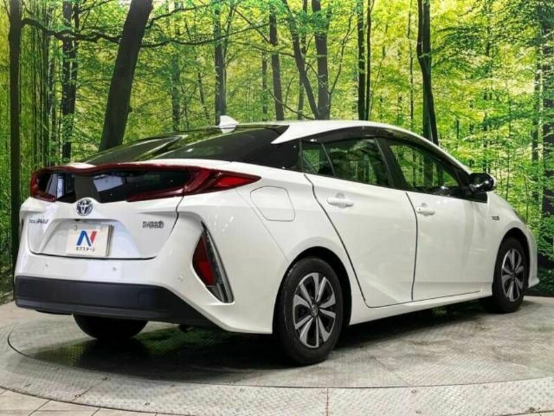 PRIUS PHV