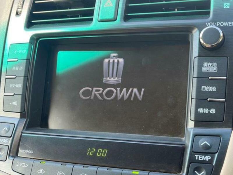 CROWN