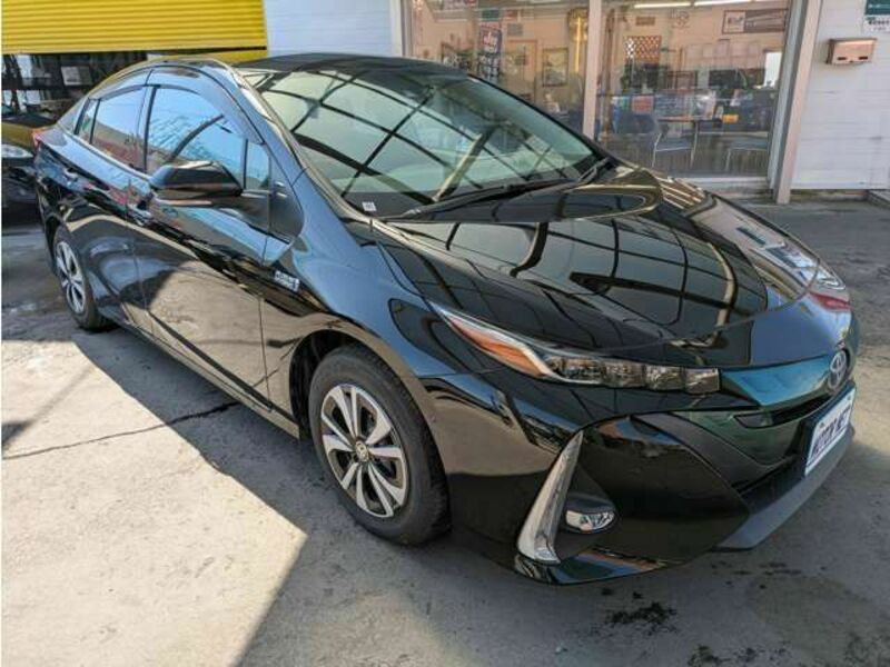 PRIUS PHV