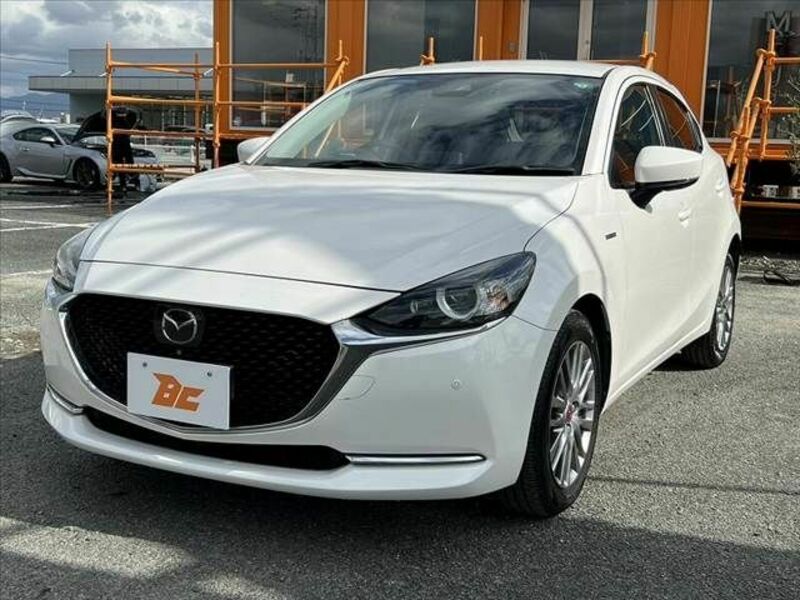 MAZDA2