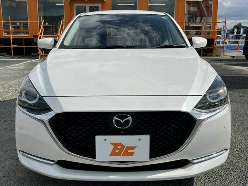 MAZDA2