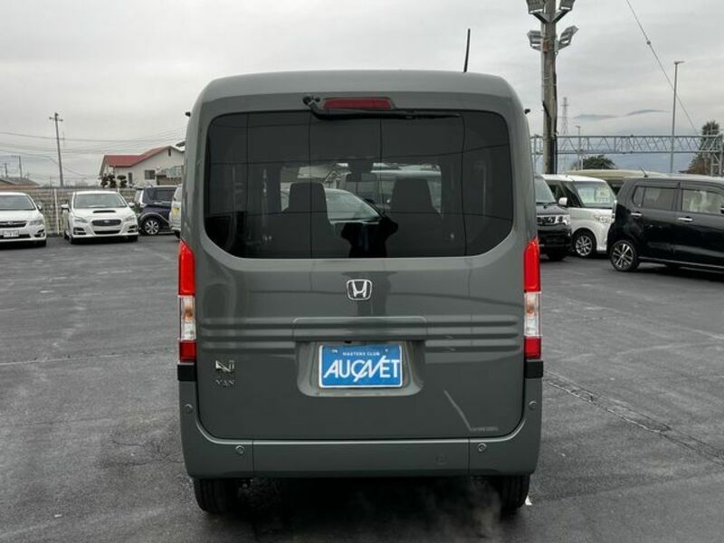 N-VAN