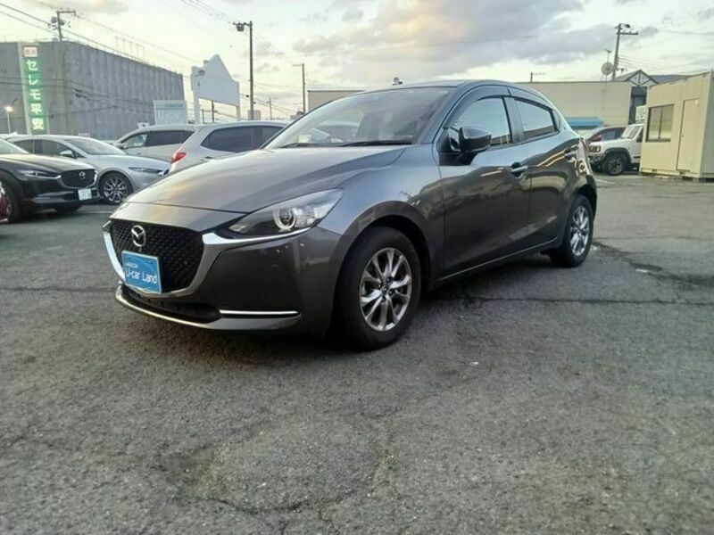 MAZDA2-0