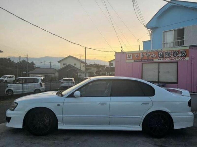 LEGACY B4